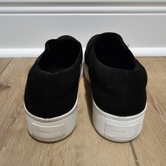 Vince Warren Suede Slip-On Sneakers Womens 6.5 - Picture 6 of 9